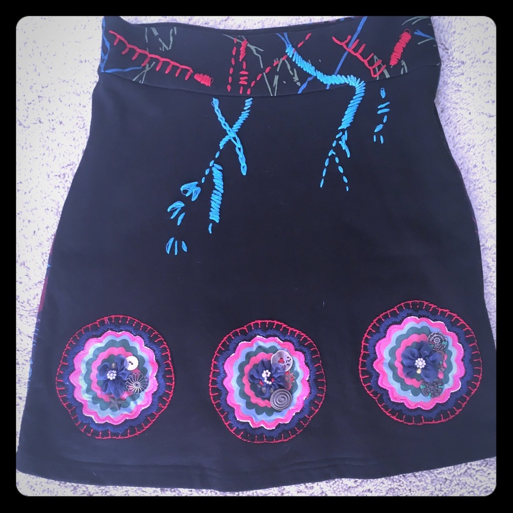 Adorable French skirt